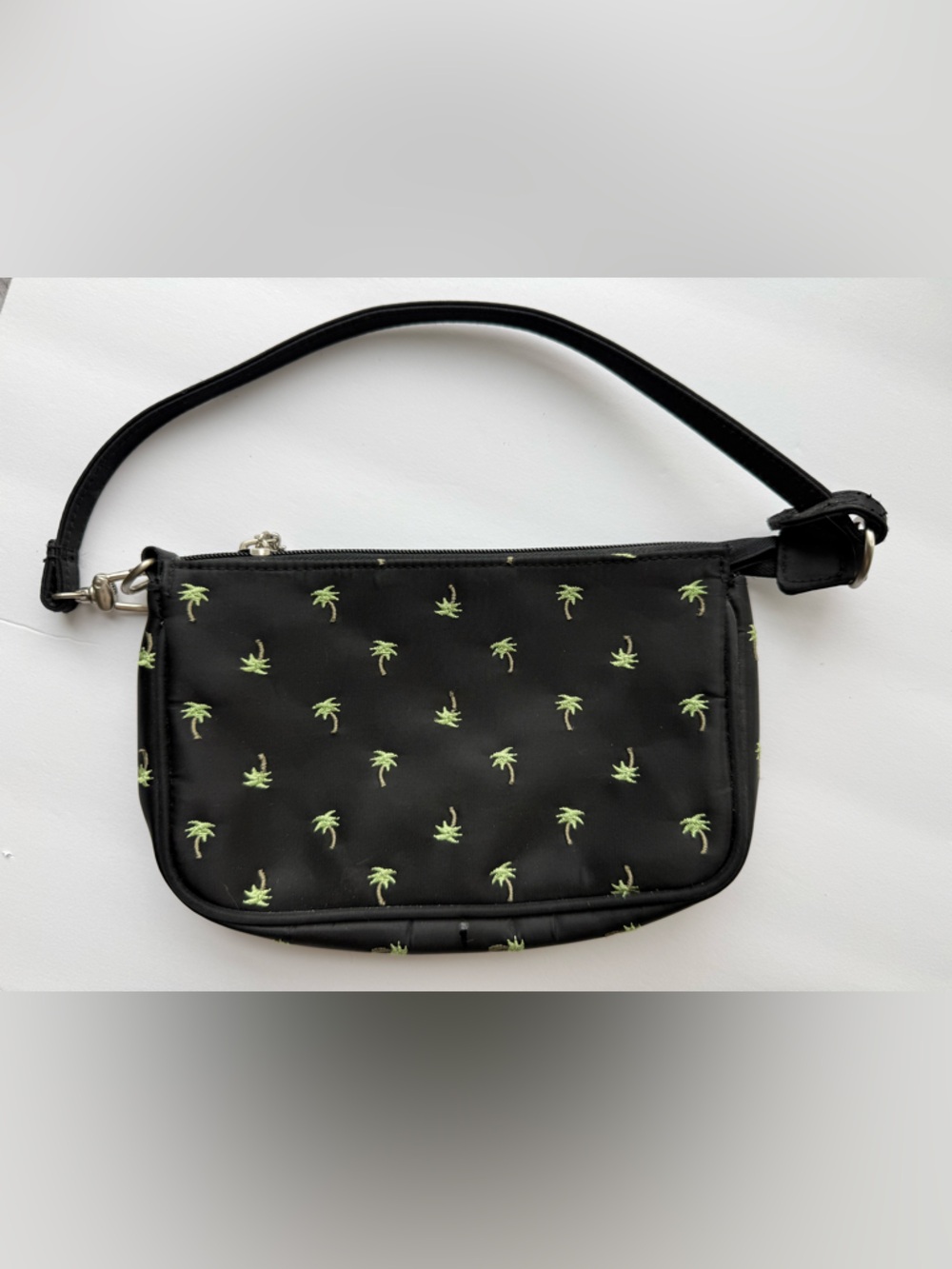 Sunny Hawaii Black Purse Embroidered Green & Brown Palm Trees with Zip Top